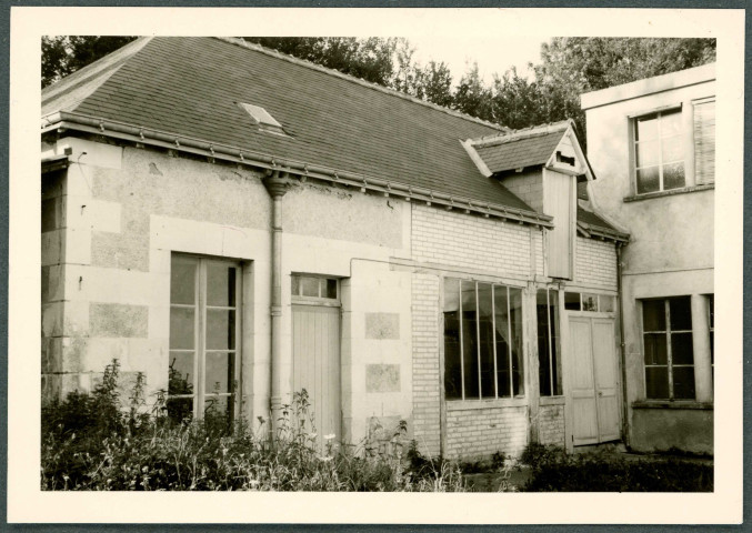 Cheillé, colonie de vacances de la Ploquinière : façade.
