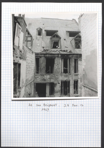 20 rue Briçonnet, îlot J9, parcelle 12.