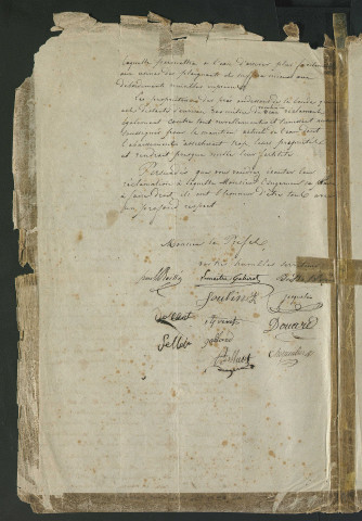 Documents relatifs au règlement d'eau des moulins du Veau, des Morins et de Beauregard (1849-1852)