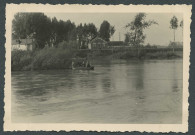 Indre-et-Loire. Entraînement sur une rivière [le Loir].