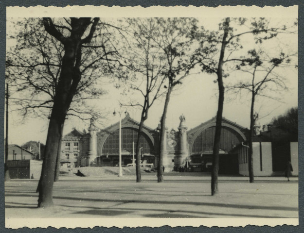 Tours (Indre-et-Loire). Gare.