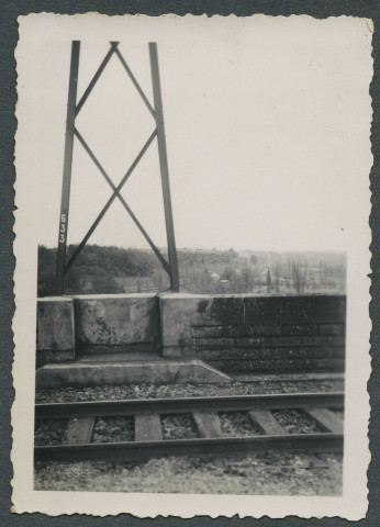 Viaduc ferroviaire de Monts (Indre-et-Loire).