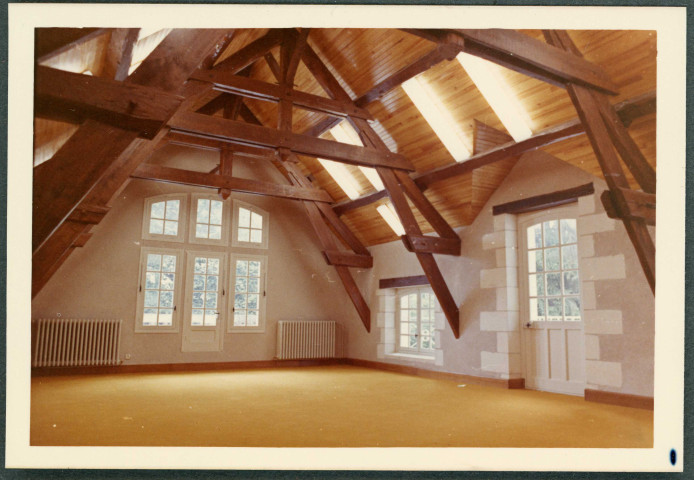 Loches, sous-préfecture, hôtel d'Armaillé : dispensaire charpente.