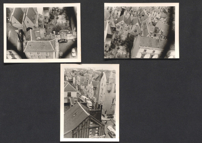 Vue prise de la Tour Charlemagne, place Châteauneuf, hôtel de la Croix Blanche.