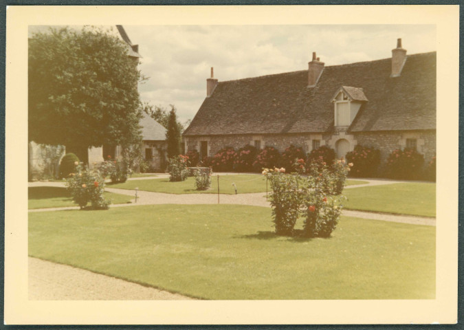 La Riche, prieuré Saint-Cosme : façade.