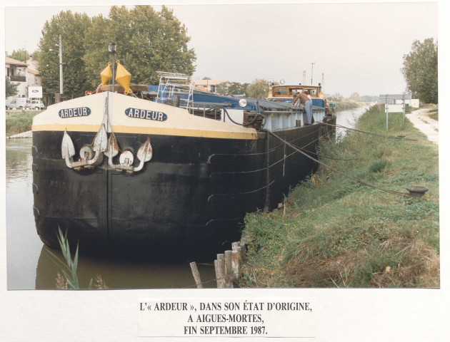 Voyage de la péniche : album photographique.