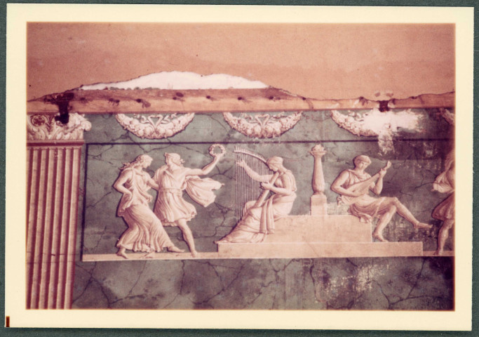 Château de Saché, salle à manger : détail du papier peint.