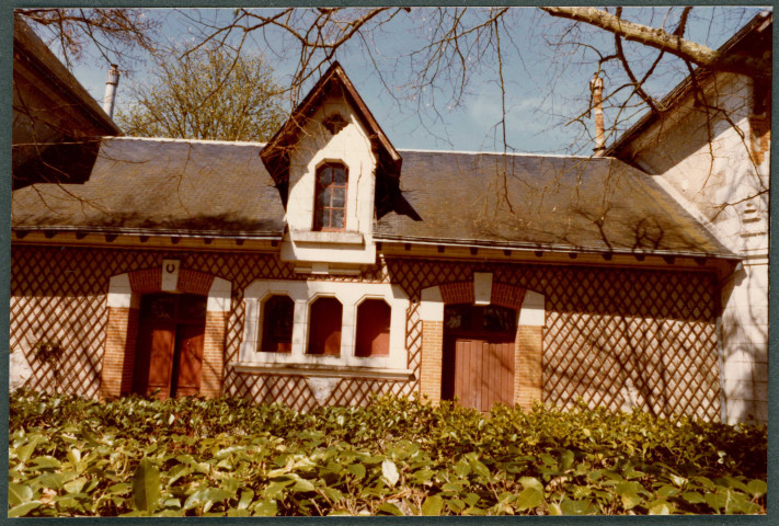 Monts, château de Candé : dépendances.