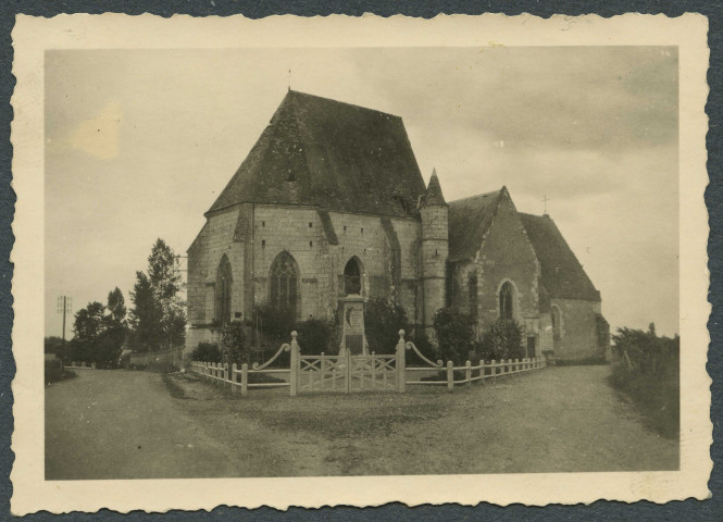 Chissay-en-Touraine (Loir-et-Cher). Eglise Saint-Saturnin.