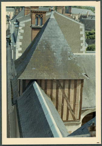 Amboise, hôtel Joyeuse : toiture.