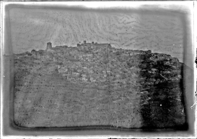 Castrogiovanni : vue du village.