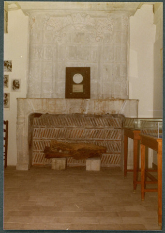 Château de Saché : cheminée.