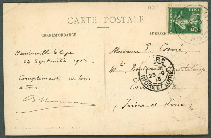 Cartes postales écrites au verso.