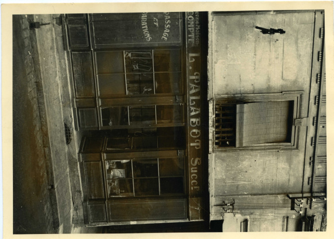 Loches, 5 et 7 rue de la République. Magasin. Transformation de devanture de la coutellerie. Architecte : Emile Coutier. Propriétaire : M. Talabot. Pièces écrites.
