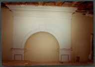 Chinon, sous-préfecture : élément architectural décoratif intérieur.