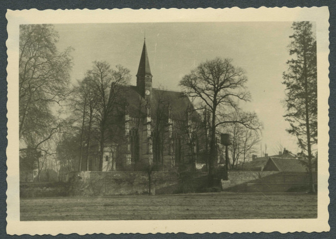 Champigny-sur-Veude (Indre-et-Loire). Sainte-Chapelle.