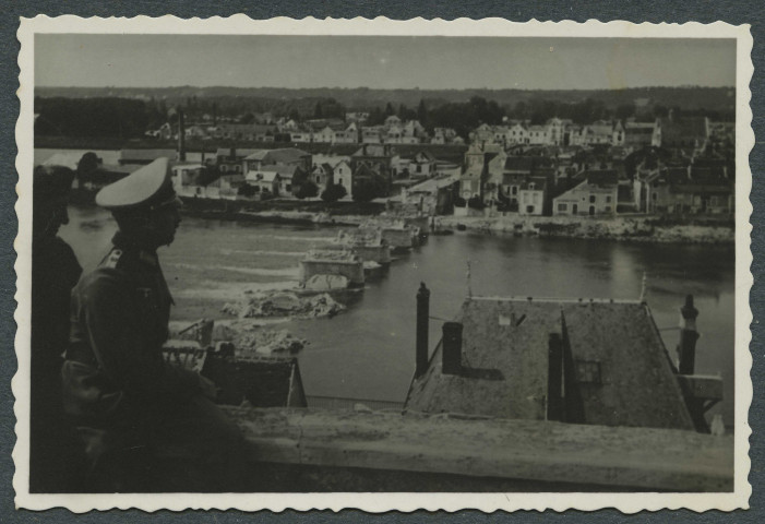 Amboise (Indre-et-Loire). Pont d'Amboise détruit.