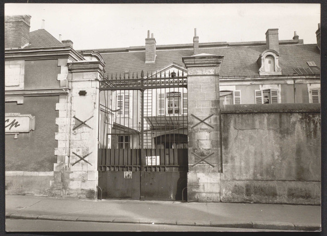 2 rue Buffon avant restauration.