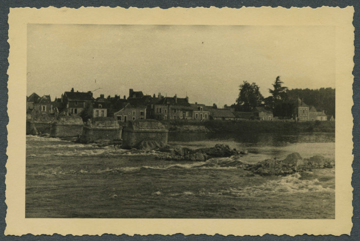 Amboise (Indre-et-Loire). Pont d'Amboise.