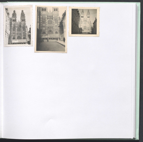 Cathédrale Saint-Gatien, avec des sacs de sables de protection contre les bombardements.