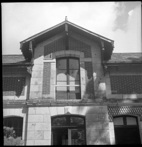 Loches, 26 rue des Ponts. Communs d'une maison. Transformation. Architecte : Emile Coutier. Propriétaire : M. Rachinel. Pièces écrites.