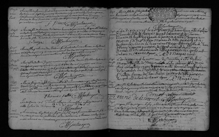 Collection communale. Baptêmes, mariages, sépultures, 1716-1719 - L'année 1720 est lacunaire dans cette collection