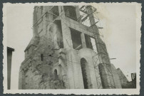 Tours (Indre-et-Loire). Tour Charlemagne et basilique Saint-Martin.