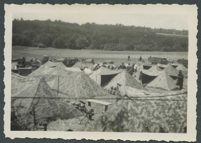 Château-Renault (Indre-et-Loire). Campement d'une troupe allemande.