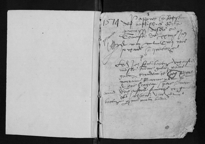 Collection communale. Baptêmes, mai 1574-1634 - Les feuillets 310 et 311 ont été découpés, traces de ciseaux .