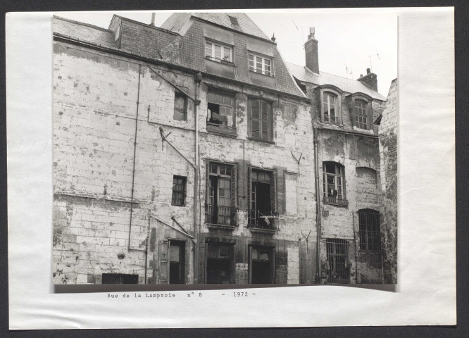 8 rue de la Lamproie.