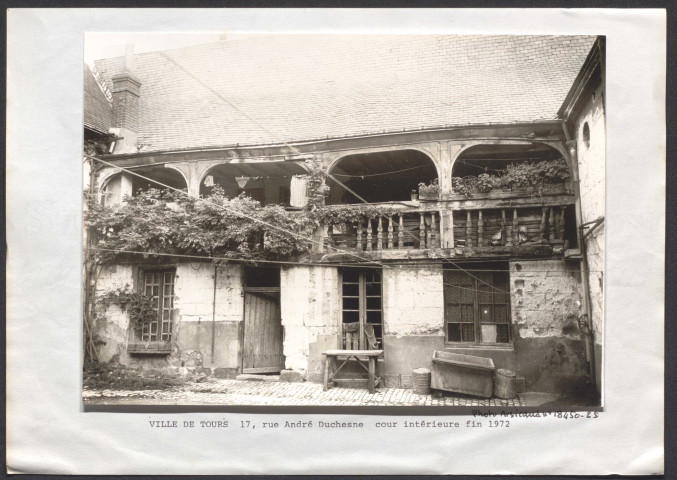 17 rue André Duchesne cour intérieure.