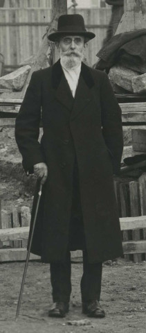 Muséum national d'histoire naturelle, Paris. - Reconstruction du jardin d'hiver et des serres, construction de la galerie de botanique.
