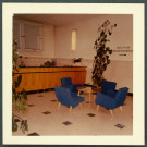 Tours, préfecture : hall d'accueil.