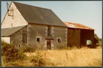 Perrusson, La Ragotterie : façade.