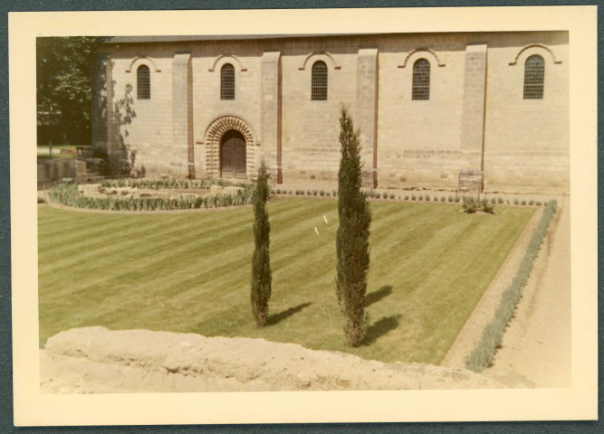 La Riche, prieuré Saint-Cosme : façade.