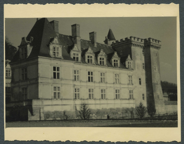 Villandry (Indre-et-Loire). Château.