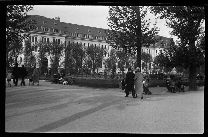 Paris. Muséum d'histoire naturelle, galerie de botanique.