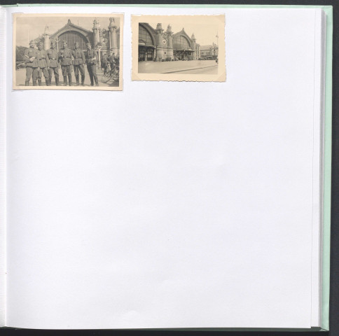 Soldats allemands devant la gare de Tours.