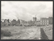 Rue des Tanneurs à gauche et carroi des Tanneurs, vue prise de la rue Bretonneau, juste avant démolition.